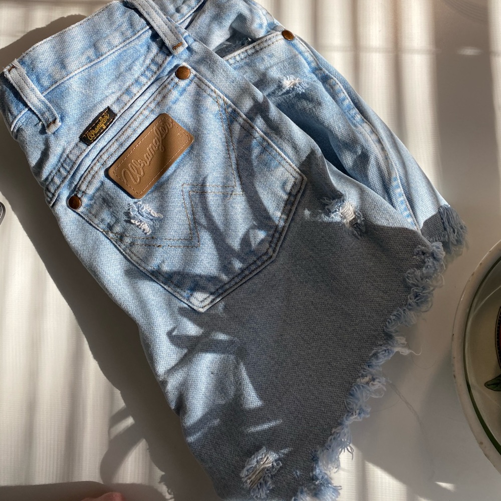 Wrangler Vintage Light Wash Jean Shorts